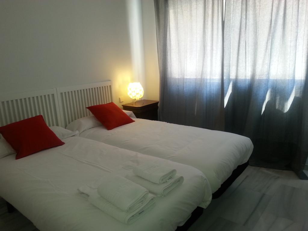 Apartamento Buhaira Sevilla Exterior foto