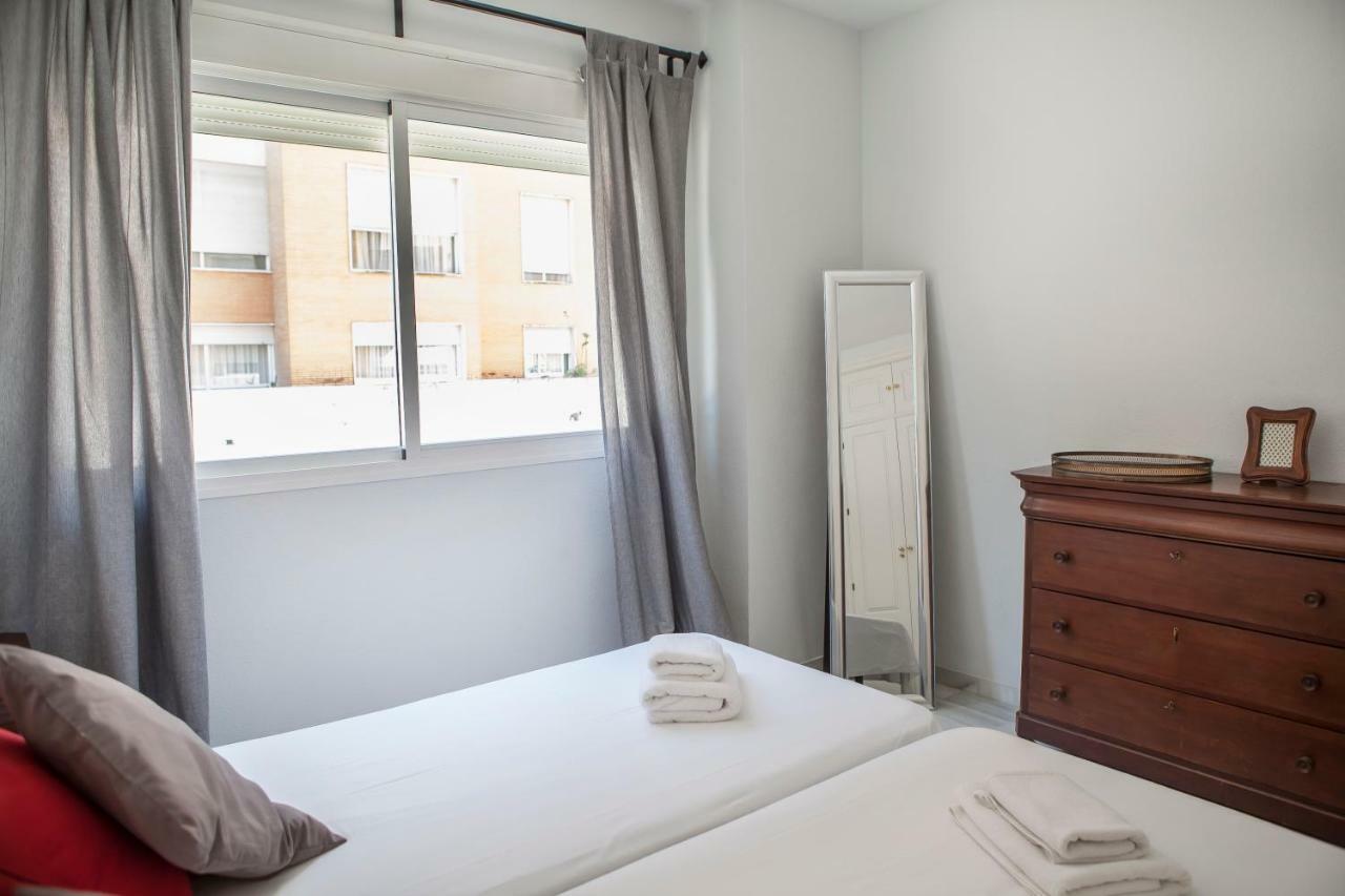 Apartamento Buhaira Sevilla Exterior foto